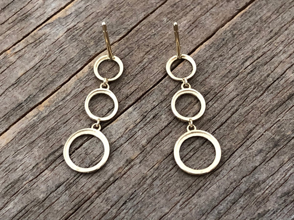 14k gold three hoop earrings