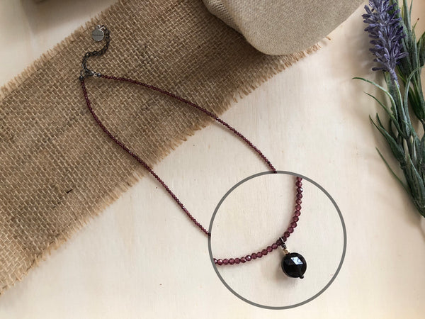 Garnet dainty choker with Smokey quartz