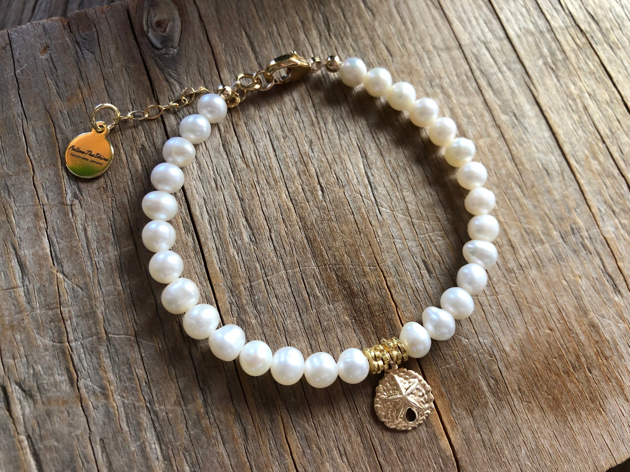 14k gold star fish charm pearl bracelet