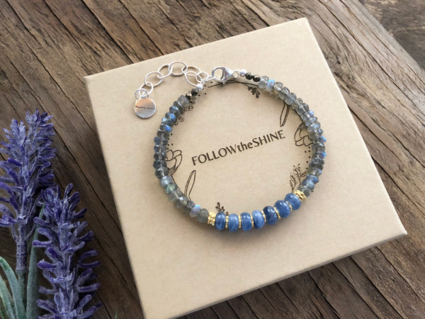 Blue ocean labradorite bracelet with kyanite