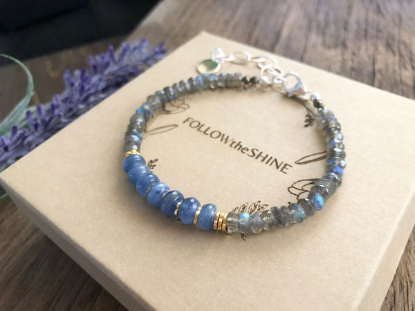 Blue ocean labradorite bracelet with kyanite