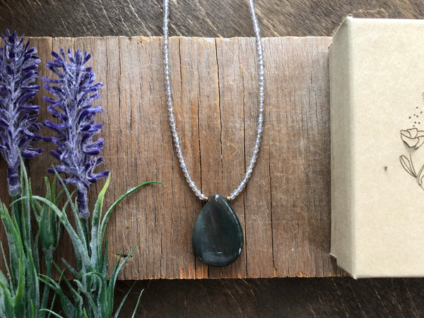 Moss agate pendant necklace with Labradorite