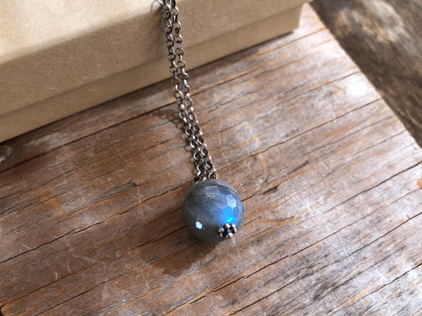 Labradorite pendant chain necklace