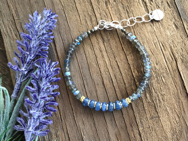 Blue ocean labradorite bracelet with kyanite