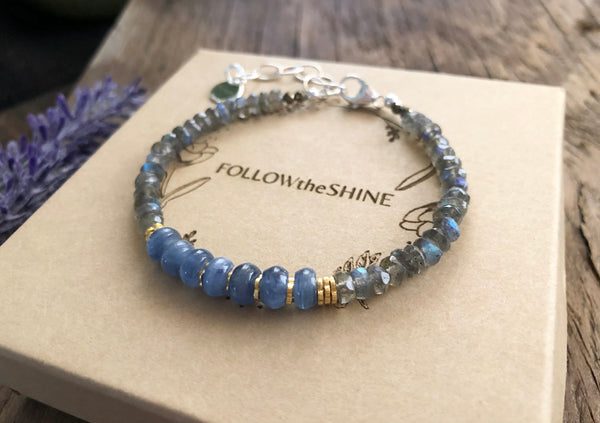 Blue ocean labradorite bracelet with kyanite