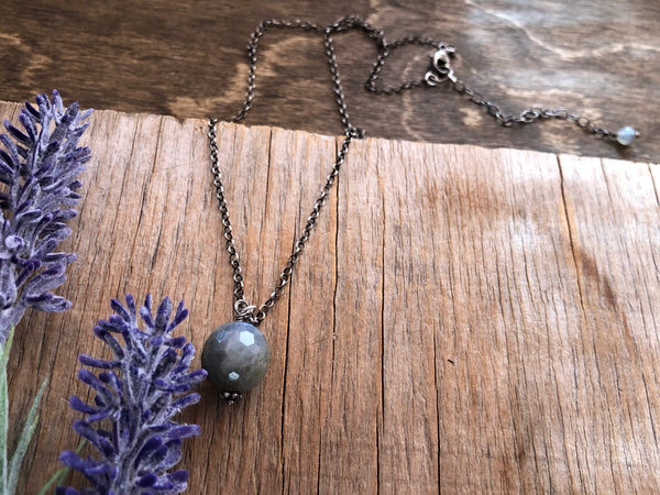 Labradorite pendant chain necklace