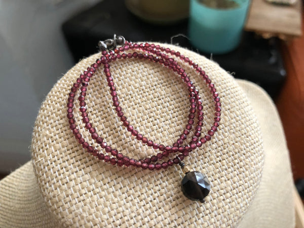 Garnet dainty choker with Smokey quartz