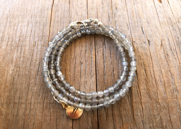 Sparkling labradorite beaded simple necklace