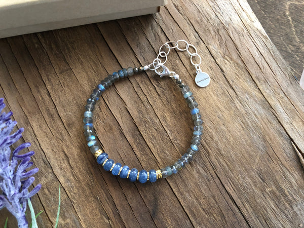 Blue ocean labradorite bracelet with kyanite