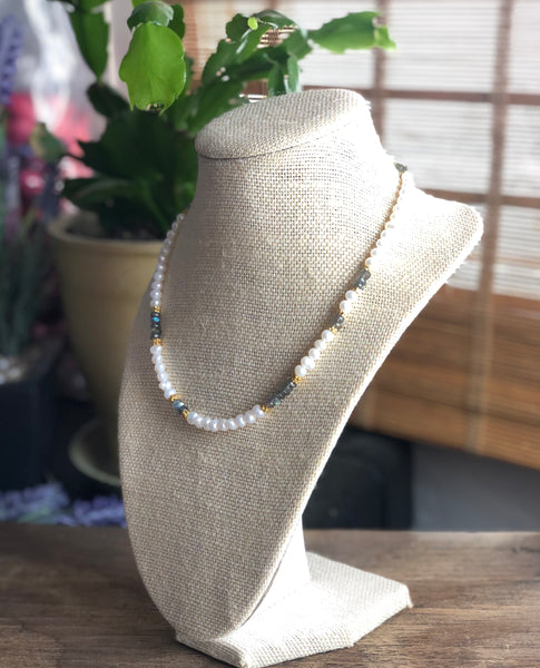 Timeless Pearl necklace with fire blue labradorite