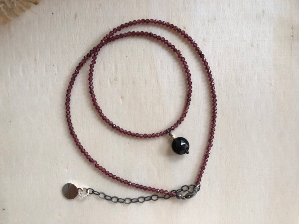 Garnet dainty choker with Smokey quartz