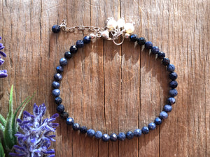 Sapphire beaded bracelet with pearl charms