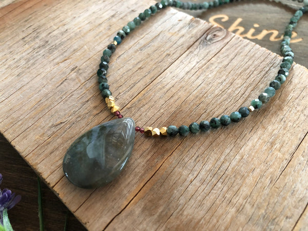 Ombré emerald necklace with Moss agate pendant